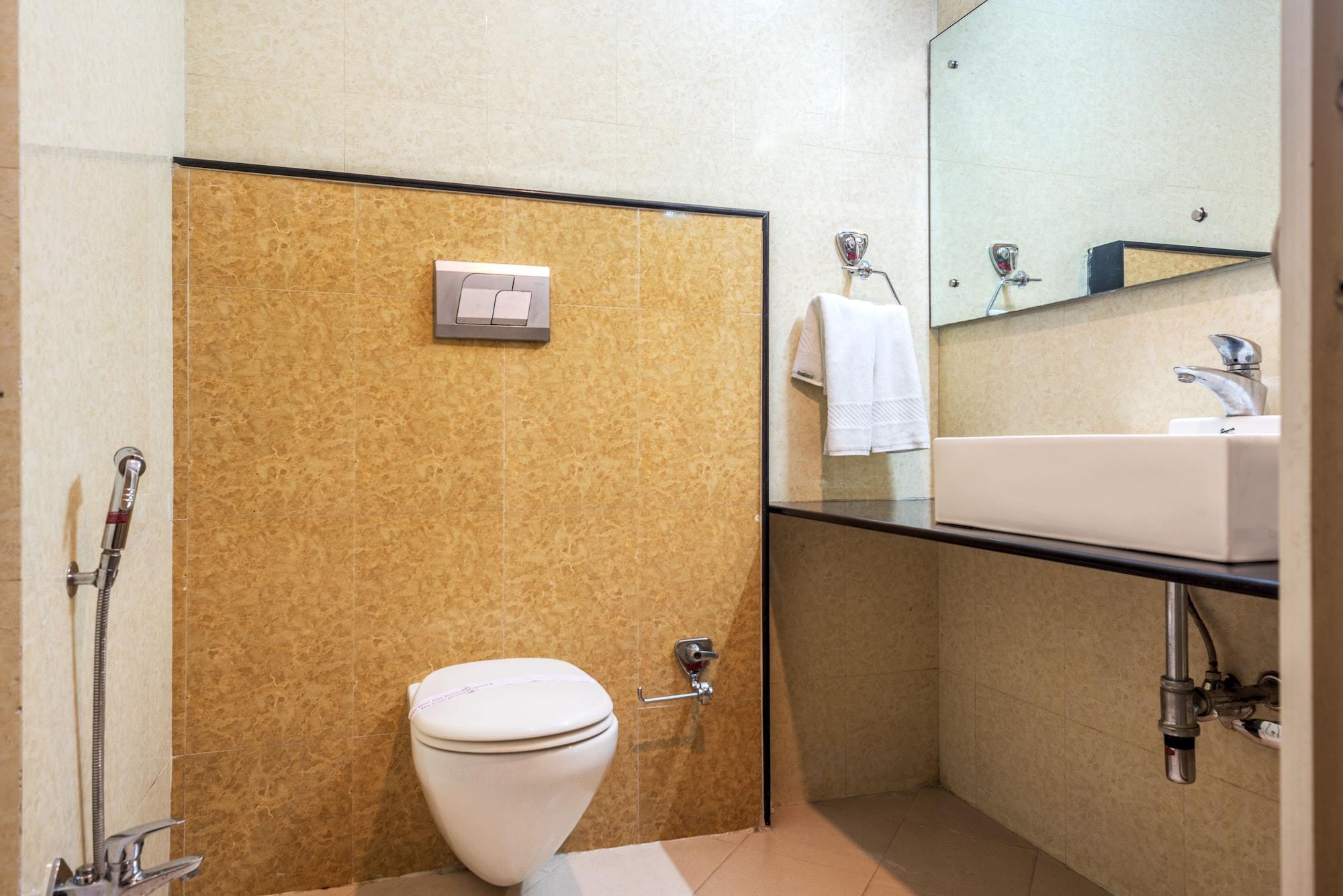 Treebo Trend Grand Plaza Nampally Hyderabad Ngoại thất bức ảnh