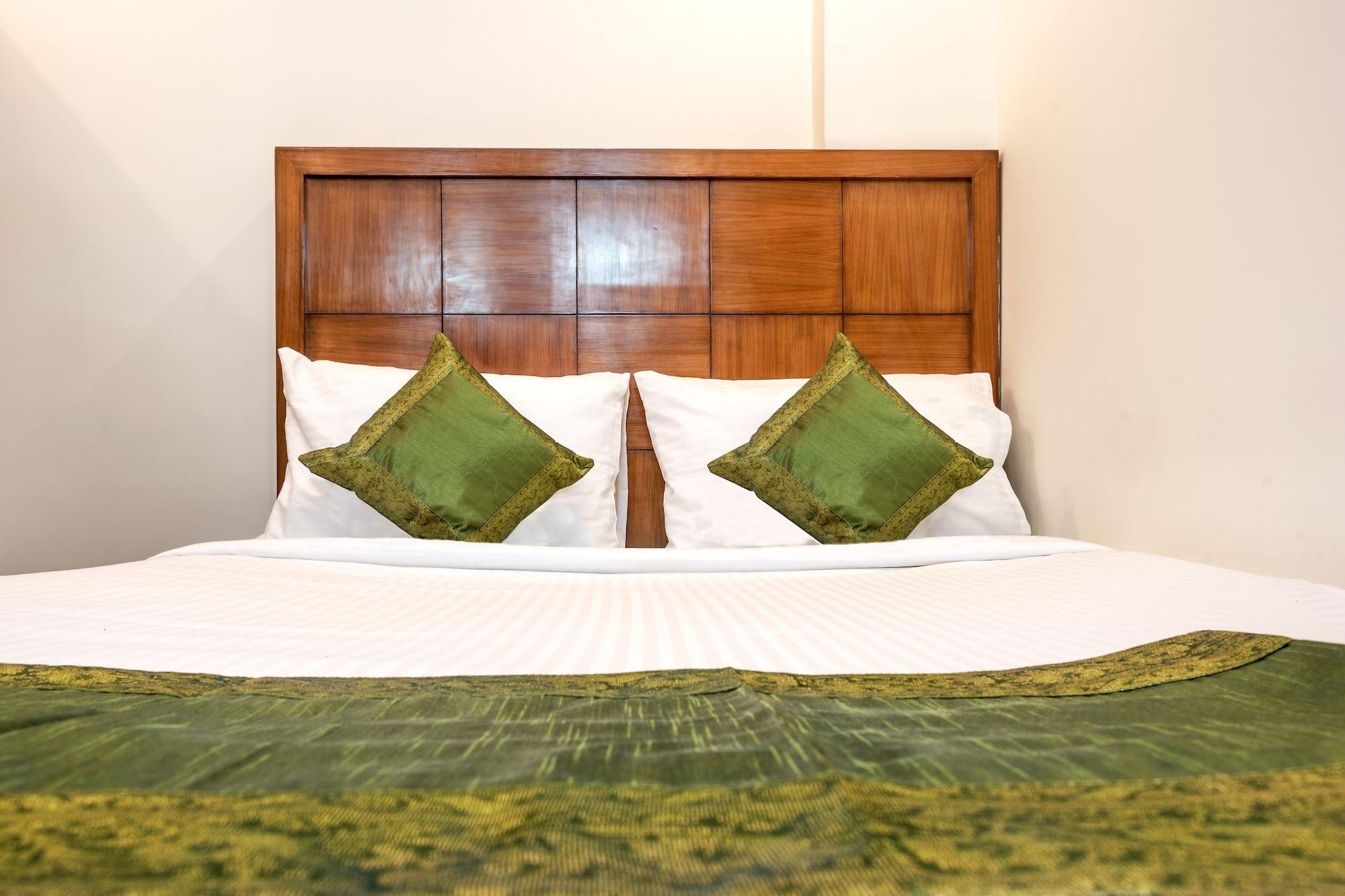 Treebo Trend Grand Plaza Nampally Hyderabad Ngoại thất bức ảnh