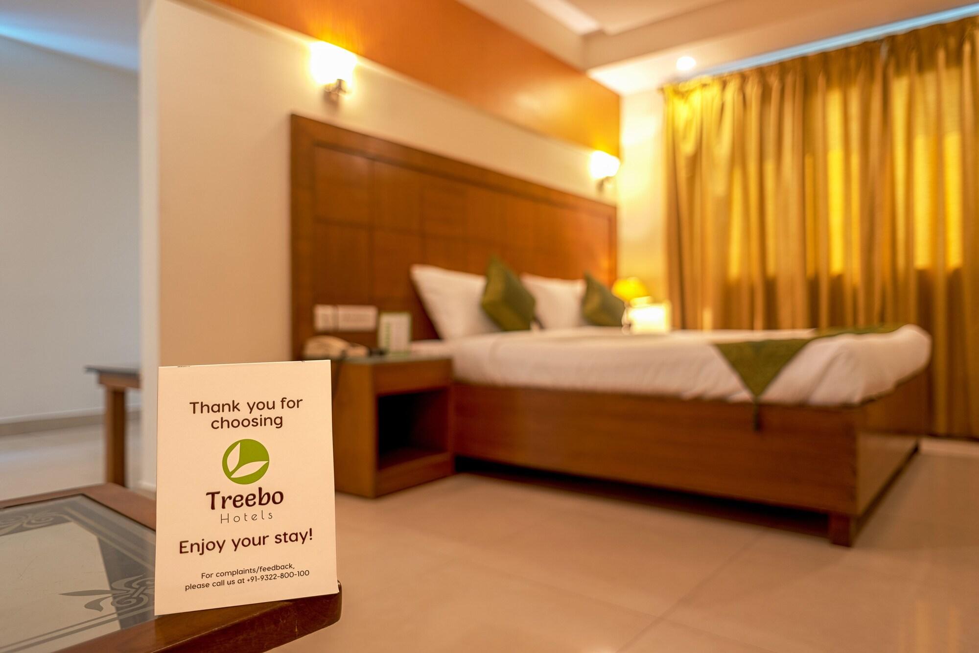 Treebo Trend Grand Plaza Nampally Hyderabad Ngoại thất bức ảnh