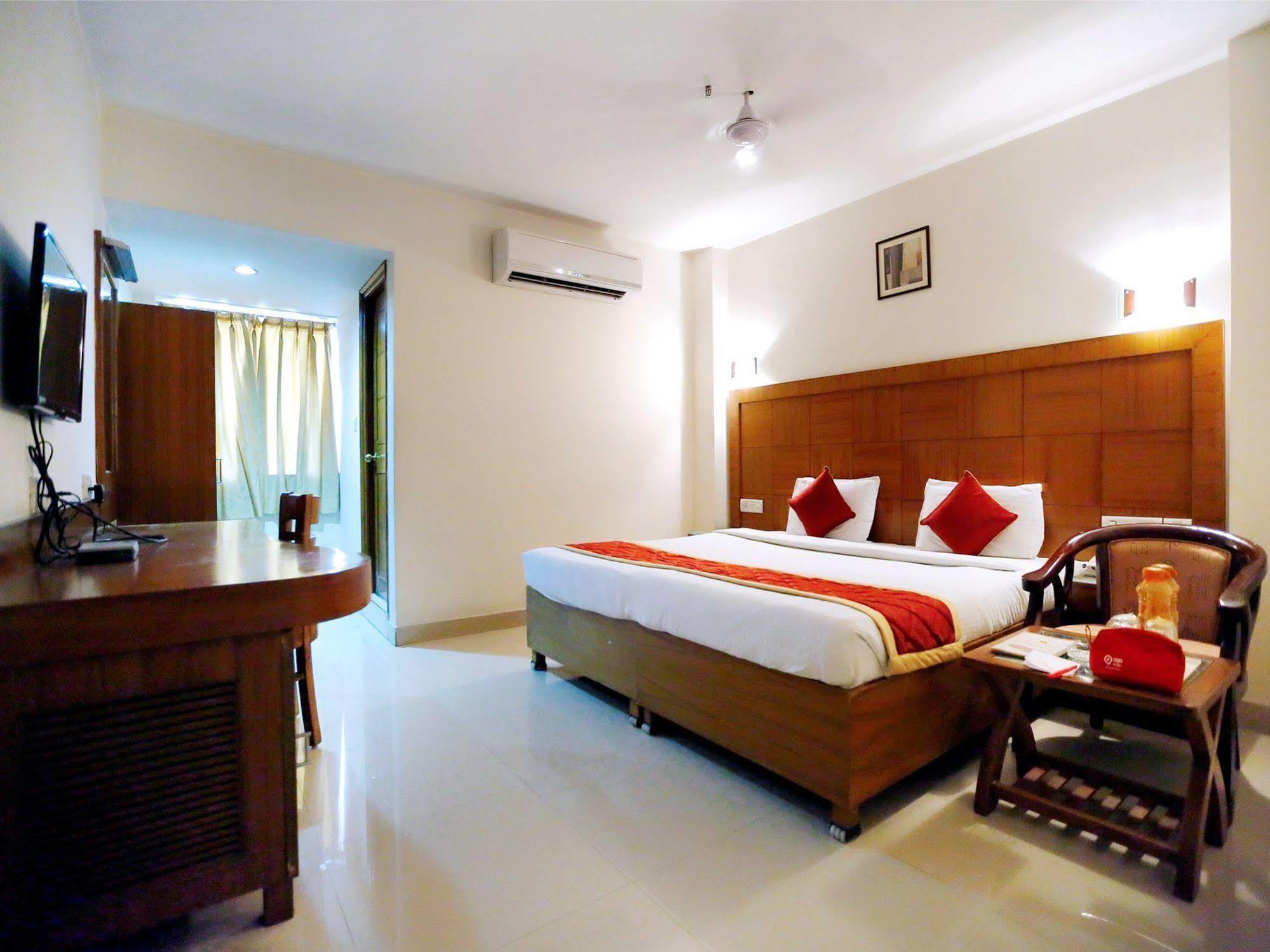 Treebo Trend Grand Plaza Nampally Hyderabad Ngoại thất bức ảnh